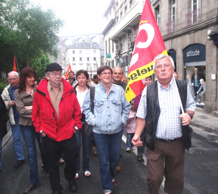 Photo Pascal Jouan. Michelle Moca&euml;r est dans les plis du drapeau